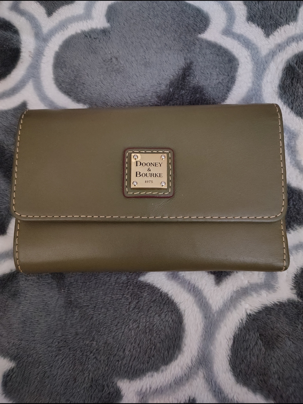 Dooney & Bourke Olive Green Leather Fold Wallet with Brass Logo